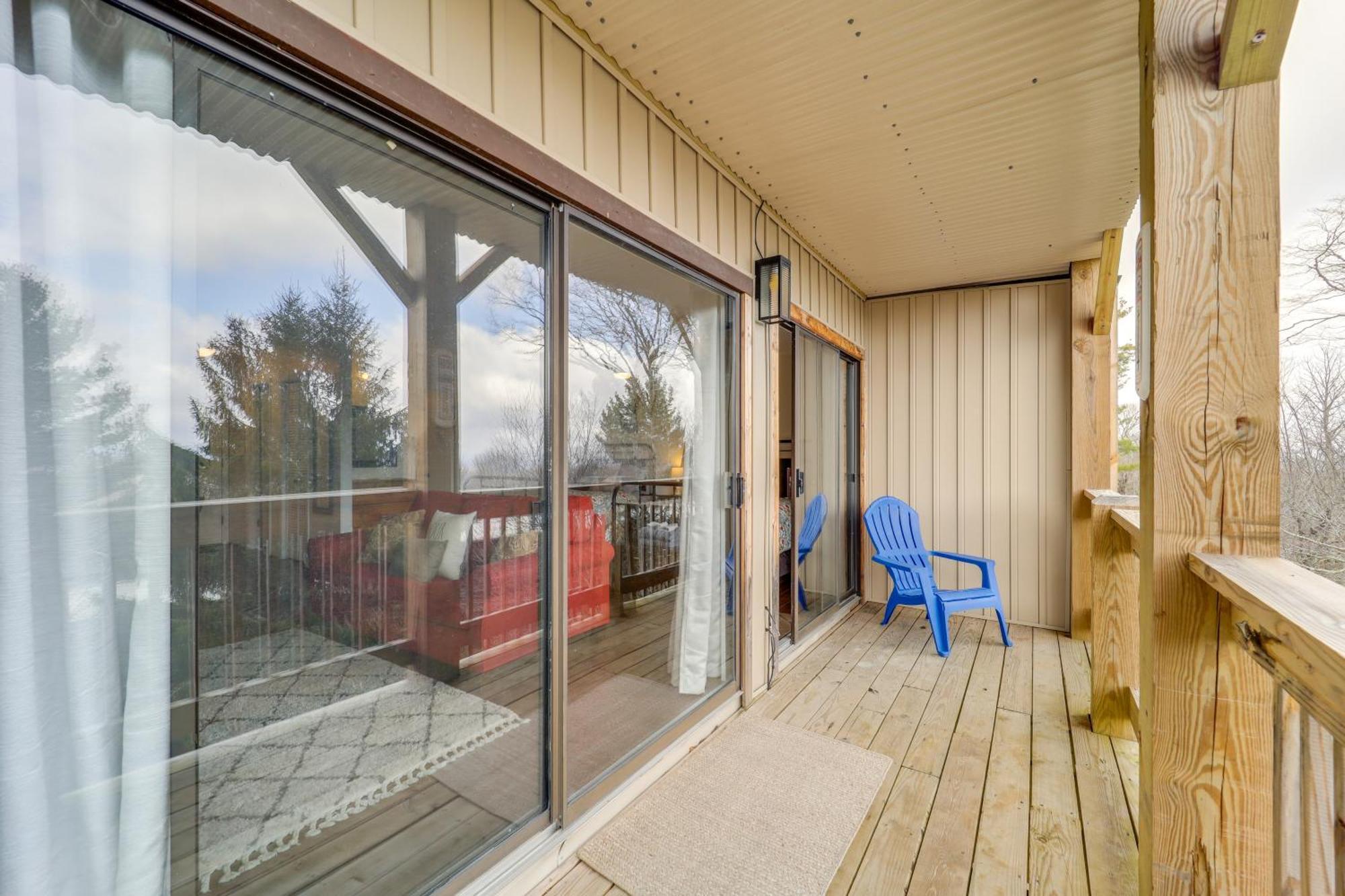 Beech Mountain Studio With Balcony Less Than 1 Mi To Skiing! エクステリア 写真